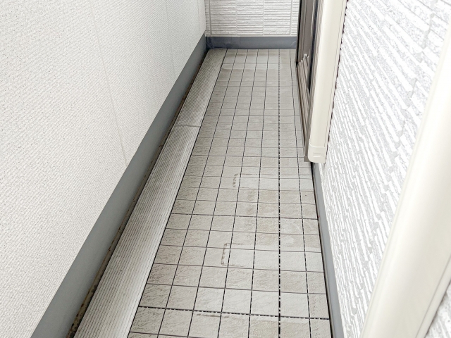 ベランダの雨漏り修理